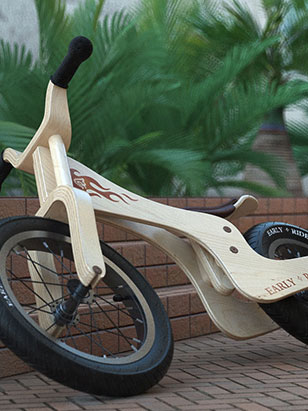 Rendering Fotorealistico Wood Bike